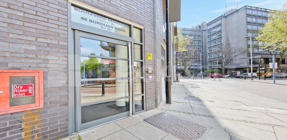 			LET , 1 Bedroom, 1 bath, 1 reception Apartment			 Boulevard Mansions. Borough Road, Borough